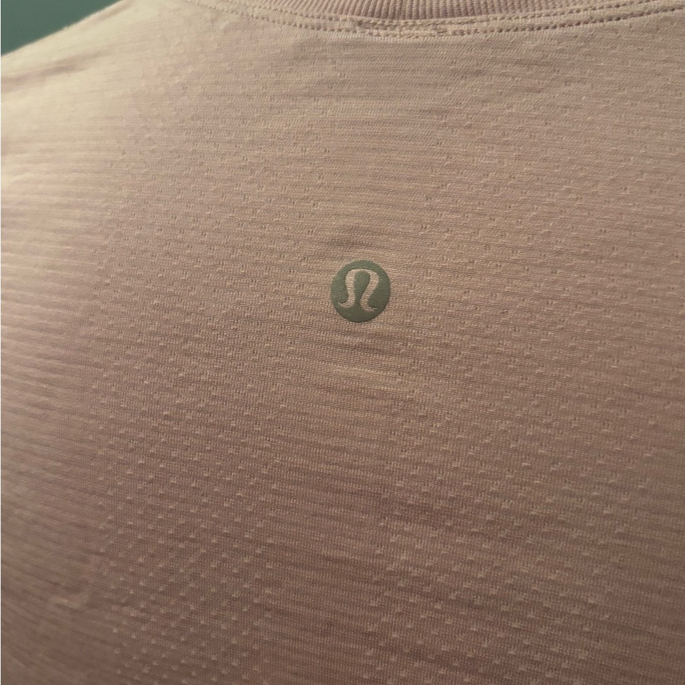 Lululemon Long Sleeve Pink Top - Picture 6 of 6